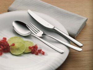 WMF Serie Base Tafelloeffel Angebot2 300x225 1